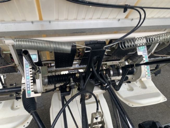 田植機 Pe-1A 写真４